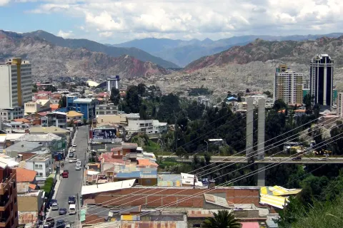 La Paz Puno Bus