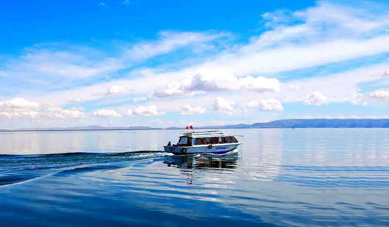 lake titicaca itinerary 1 2 3 days comparison puno peru travel