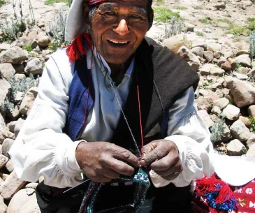 taquile island weaving