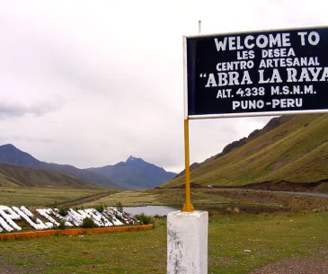 la raya pass viewpoint between cusco and puno in the andes