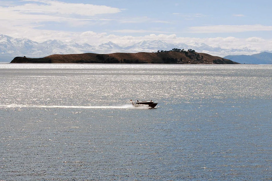 Sun & Moon island from Puno to Puno